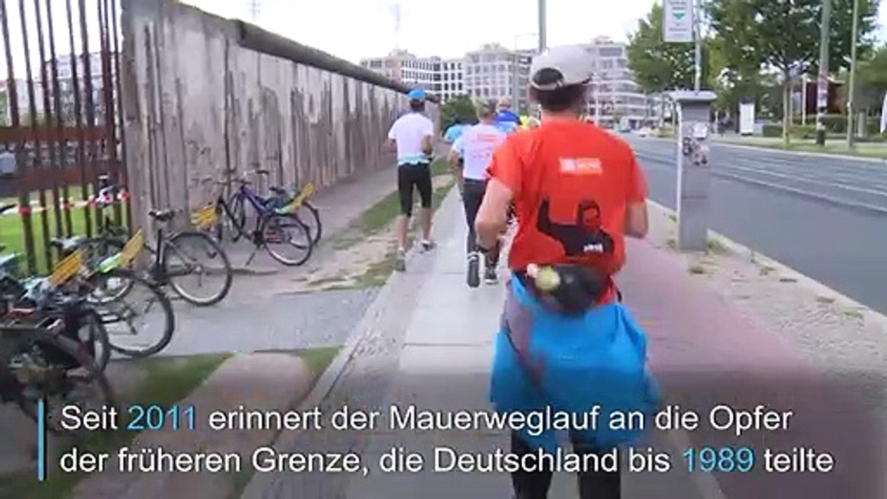 100 Meilen - Läufer rennen Berliner Mauer ab
