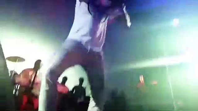 Penc Mi _ La nouvelle danse de Wally Seck qui va faire le buzz