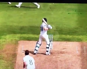Steve Smith leaves fans in splits with unique technique