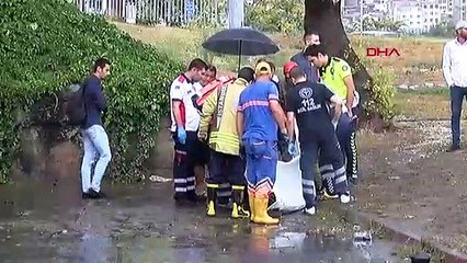 Unkapanı köprü altında biriken sudan bir kişinin cesedi çıktı