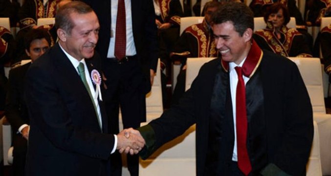 Yargıda Külliye'ye davet ayrışması: 17 baro yok, Barolar Birliği var