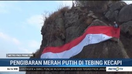 Upacara Bendera HUT ke-74 RI di Tebing Kacapi