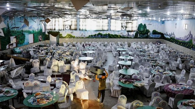 Взрыв на свадьбе: десятки погибших