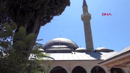 TEKİRDAĞ Tarihi Rüstempaşa Camii'nin hatlarına, kadın eli değdi
