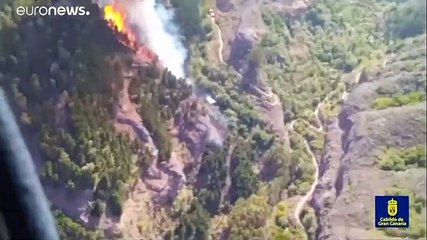 إجلاء عشرات السياح والسكان إثر اندلاع حريق جديد في جزيرة كناريا الكبرى الإسبانية