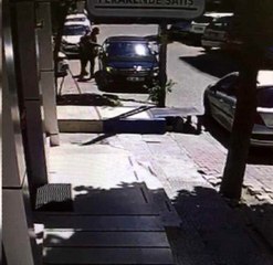 Bankadan çıkan iş adamını takip edip 24 bin lirasını çaldılar