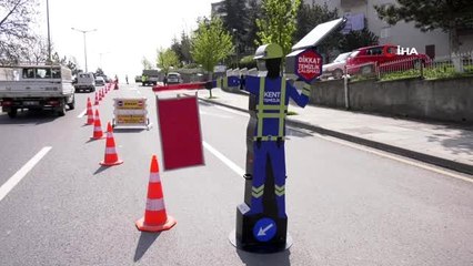 Ankara Büyükşehir Belediyesi cadde ve sokaklardaki beton kalıntılarını temizliyor