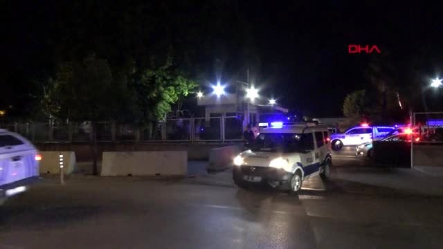 Adana'da asayiş uygulanmasında, aranan 17 kişi yakalandı