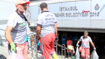 SELİN VURDUĞU EMİNÖNÜ'NDE TEMİZLİK VE HASAR TESPİT ÇALIŞMALARI SÜRÜYOR +