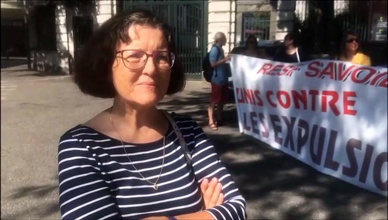 Chambéry : ils manifestent pour plus d'hébergements d'urgence