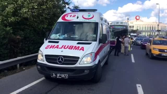 100 Karayolu Çağlayan mevkiinde seyir halindeki bir halk otobüsü önündeki bir kamyona çarptı.