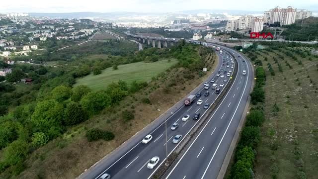 TEM'in Kocaeli geçişinde 'dönüş' trafiği