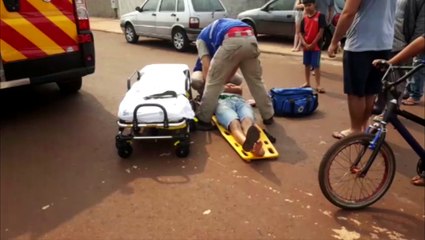 Homem é socorrido após sofrer queda no Conjunto Riviera