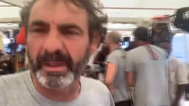 El Open Arms rechaza desembarcar en Algeciras por la distancia desde Lampedusa