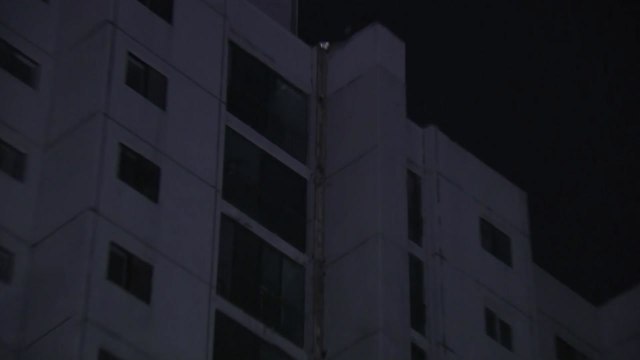 경기도 수원 아파트 외벽에 균열...주민 백여 명 대피 / YTN