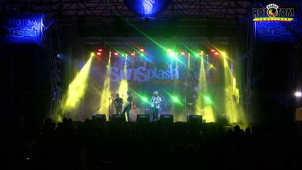 AARON NIGEL SMITH live @ Lion Stage 2019