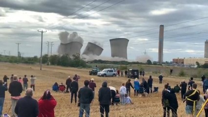 Und dann waren sie weg: Didcot-Kühltürme gesprengt