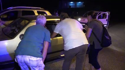 Orman yangını nedeniyle Seferihisar'a bağlı Eski Orhanlı Mahallesi boşaltıldı - İZMİR
