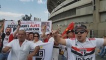 Expectación por debut de Dani Alves y Juanfran en el Sao Paulo