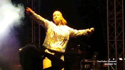 ECE SEÇKİN - Follow Me (Konser/Canlı) @Antalya Sahil Park - HD