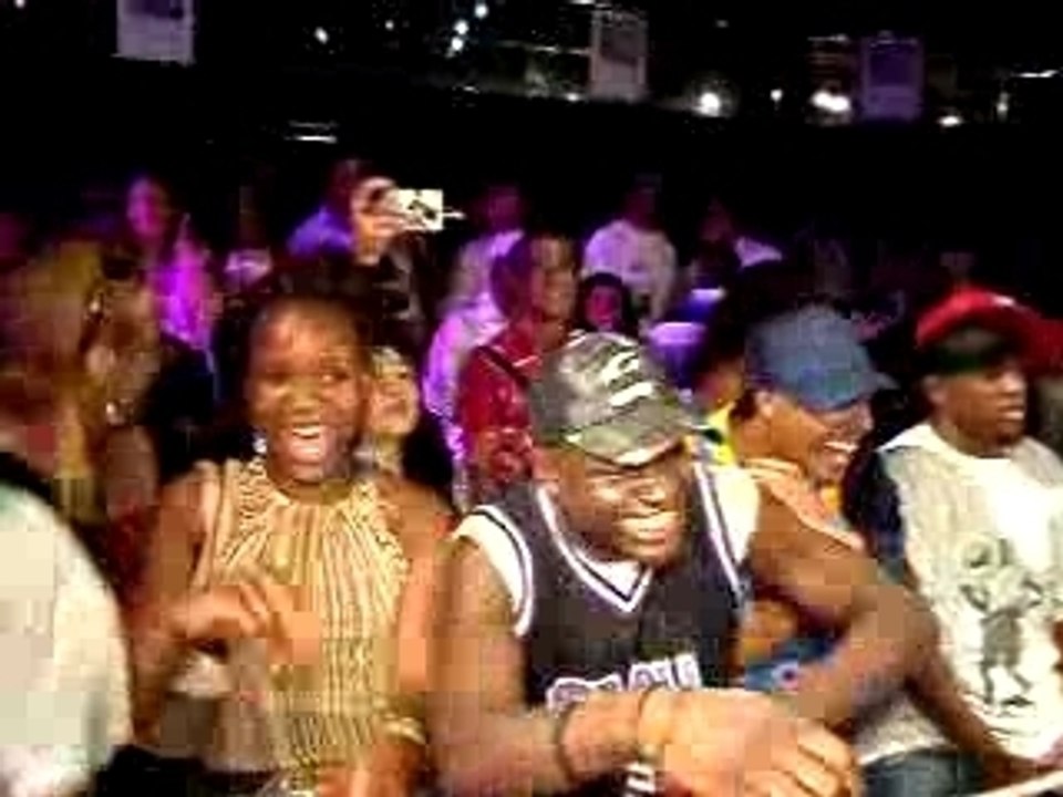 dwarf_chokes_in_rap_battle