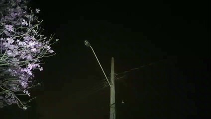 Poste com lâmpada queimada traz insegurança no Bairro São Cristóvão