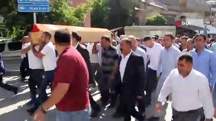 Patlamada hayatını kaybeden genç toprağa verildi