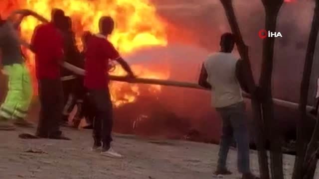 - Uganda'da Akaryakıt Tankeri Patladı : 10 Ölü