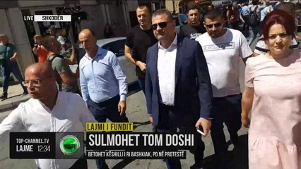 Sulmohet Tom Doshi