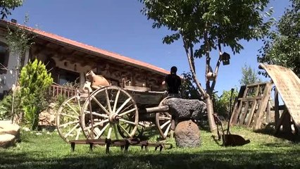 Emekli polis, köy evini "müze"ye dönüştürdü