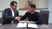 Coutinho signs for Bayern and presented with no. 10 shirt