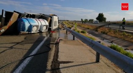 Accidente de un camión cisterna en la R2