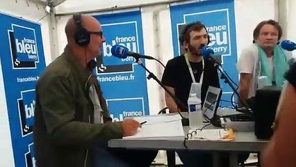 Festival Darc : le groupe "Faut qu'ça guinche" chante sur France Bleu Berry