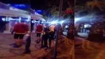 BALIKESİR Eğlence mekanı önünde silahlı kavga 5 yaralı
