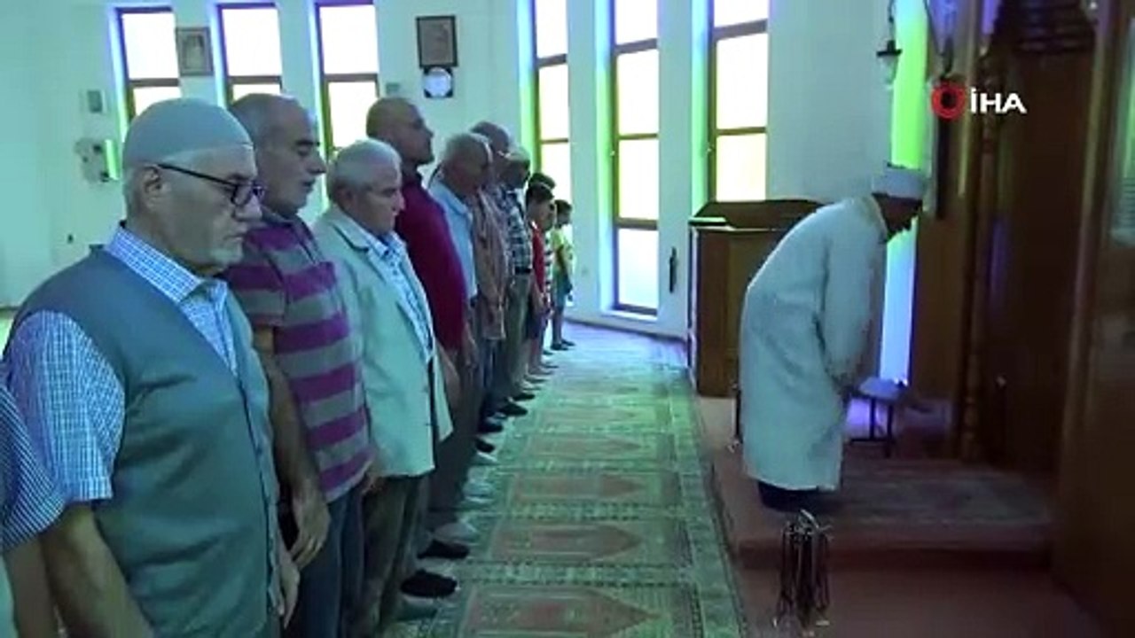 Gündüz imam, akşam hakem: ’Namazda huşu, sporda Wushu’