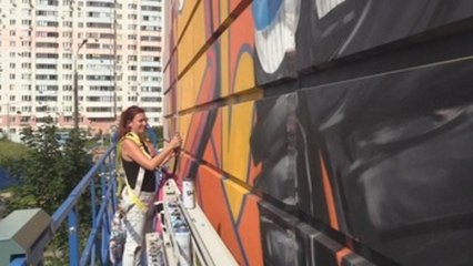 Grafiteros de todo el mundo "despiertan" ciudad dormitorio en Moscú