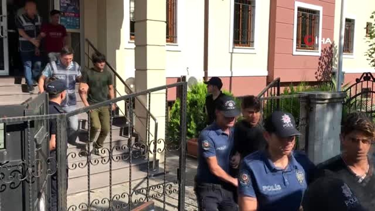 Afgan cinayeti sonrasında Sakarya'dan 73 Afgan sınır dışı edildi