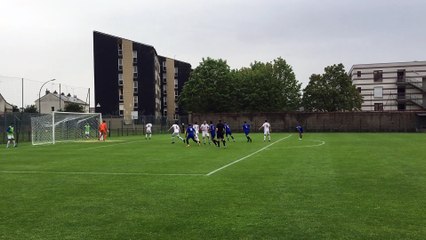 Une bonne phase de jeu en amical de ESC Longueau R1mercredi 14/08/2019 contre Amiens AC R3.