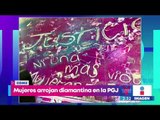 Mujeres se manifiestan y arrojan diamantina a las instalaciones de la PGJ | Yuriria Sierra