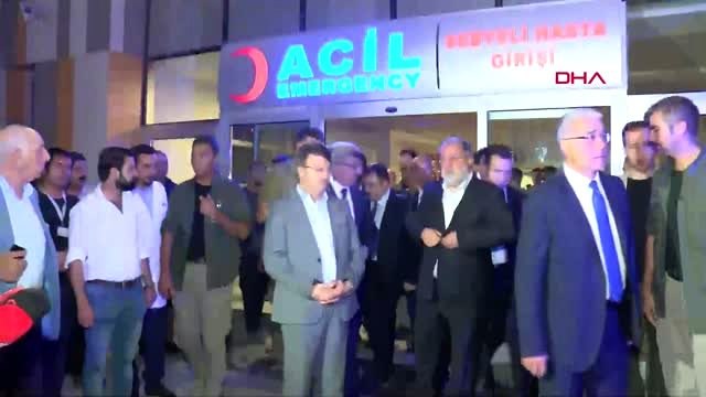 Van Kültür ve Turizm Bakanı Mehmet Nuri Ersoy hastanede açıklama yaptı