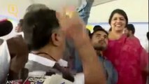 K’taka Min DK Shivakumar Hits Man Taking Selfie Behind Him at Event