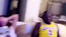KONG entre Mbaye Ndiagne et son frère, Regardez la réaction de son frère