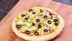 NO YEAST PIZZA ON PAN _ VEGETABLE CHEESE PIZZA RECIPE l EGGLESS & WITHOUT OVEN