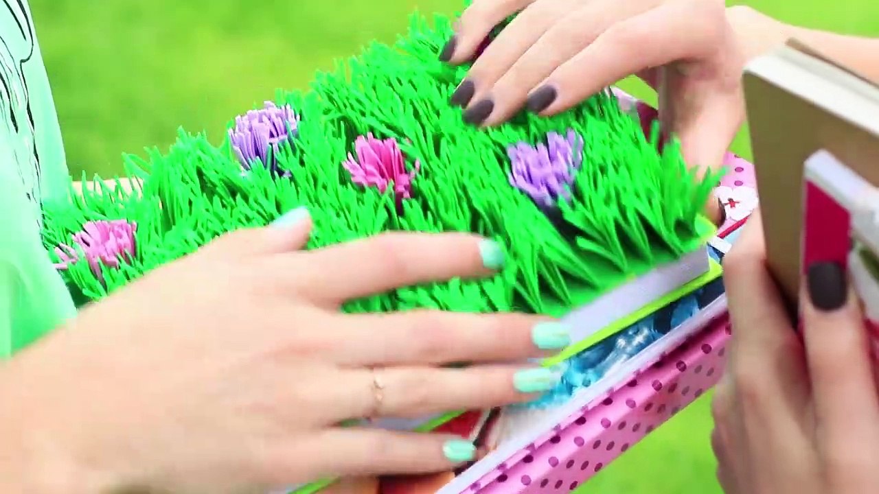 7 Weird Ways To Sneak Stress Relievers Into Class Weird Stress Toys (2) (2)