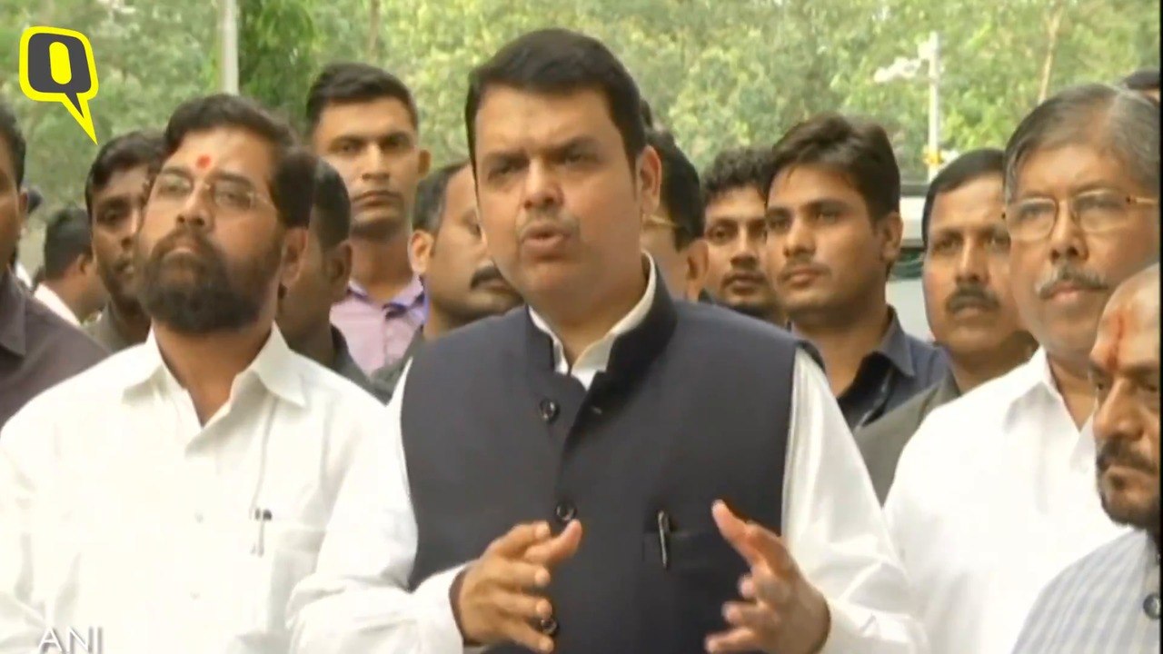 Raigad Bus Accident: CM Devendra Fadnavis Announces Rs 4 lakh Compensation for Deceased