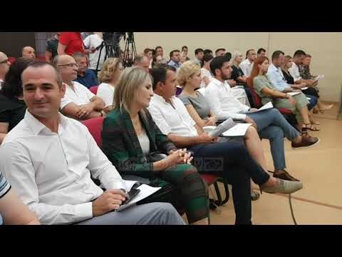 Shkodër, sulmohet Tom Doshi/ Betohet këshilli i ri bashkiak, tension në protestën e PD-së