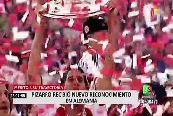 Premiaron a Claudio Pizarro por su larga trayectoria en el fútbol de Alemania