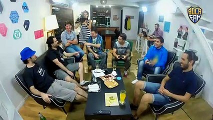 BocaFan - Luciano Acosta juega a la Play con un fan