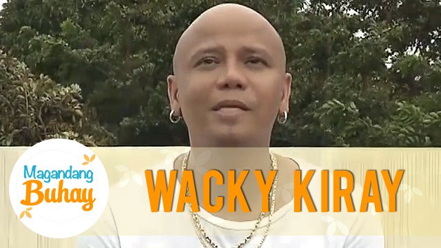 Wacky Kiray receives a gift from Direk Bobot for his house | Magandang Buhay