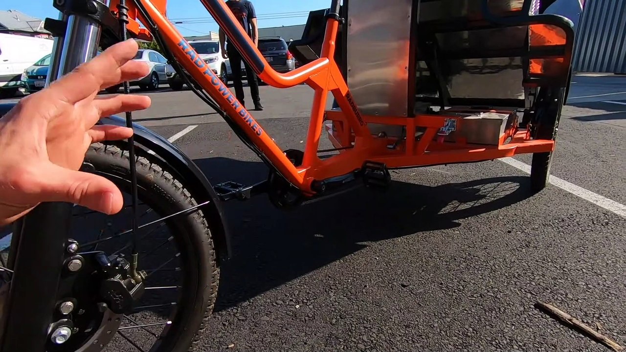 radburro electric cargo trike